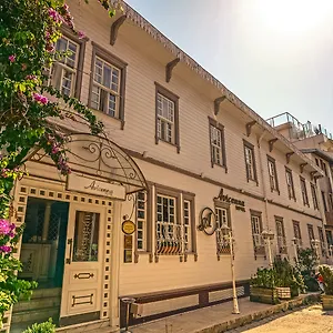 Avicenna Sultanahmet Отель