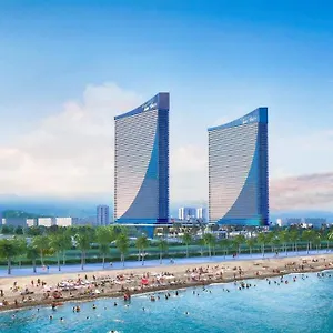 Orbi Center 5*, باتومي جورجيا