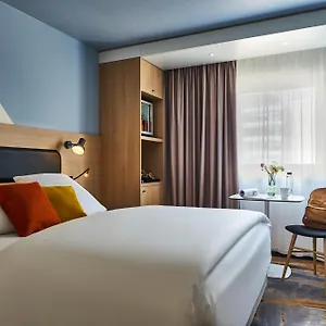 Отель Mercure Gare De Lyon Tgv