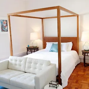https://magnolia-guesthouse.hotels-lisbon-portugal.com